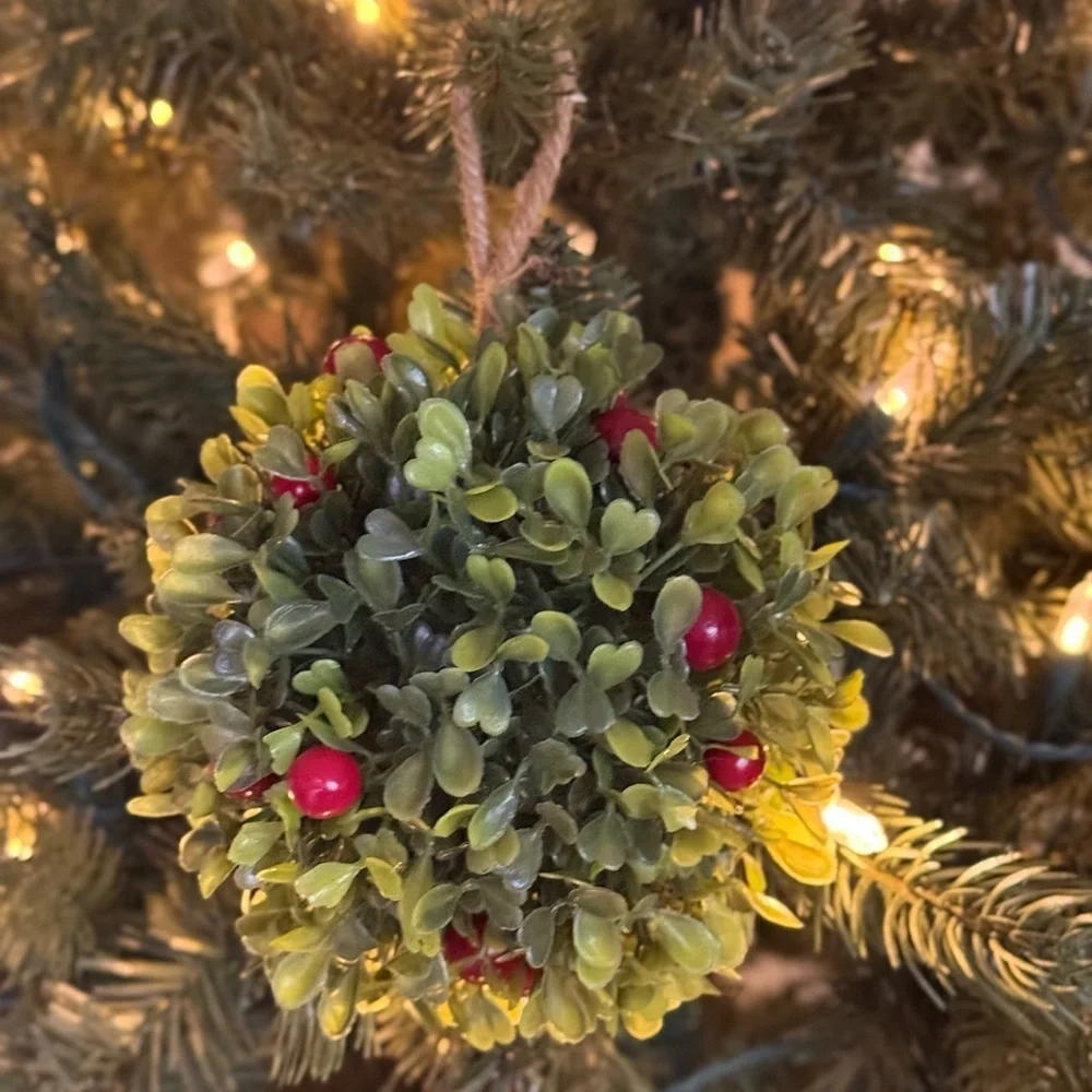 Vintage 1988 XL Festive Green and Red Holiday Ornament